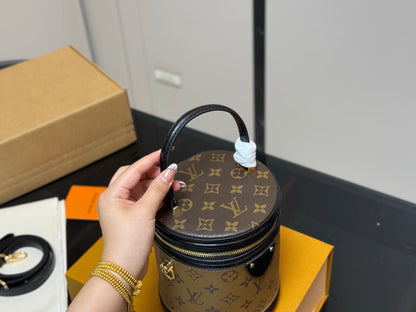 1:1 LV Cannes bucket bag