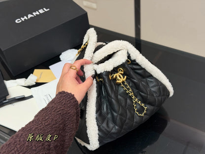 1:1 Chanel 25