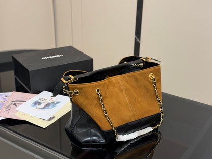 1:1 Chanel 25a Vertical Suede Tote Bag